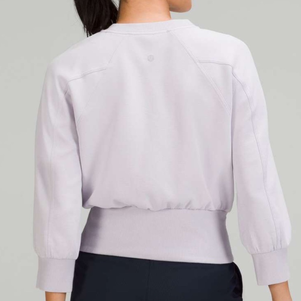 lululemon athletica Lavender Light Pullover Top